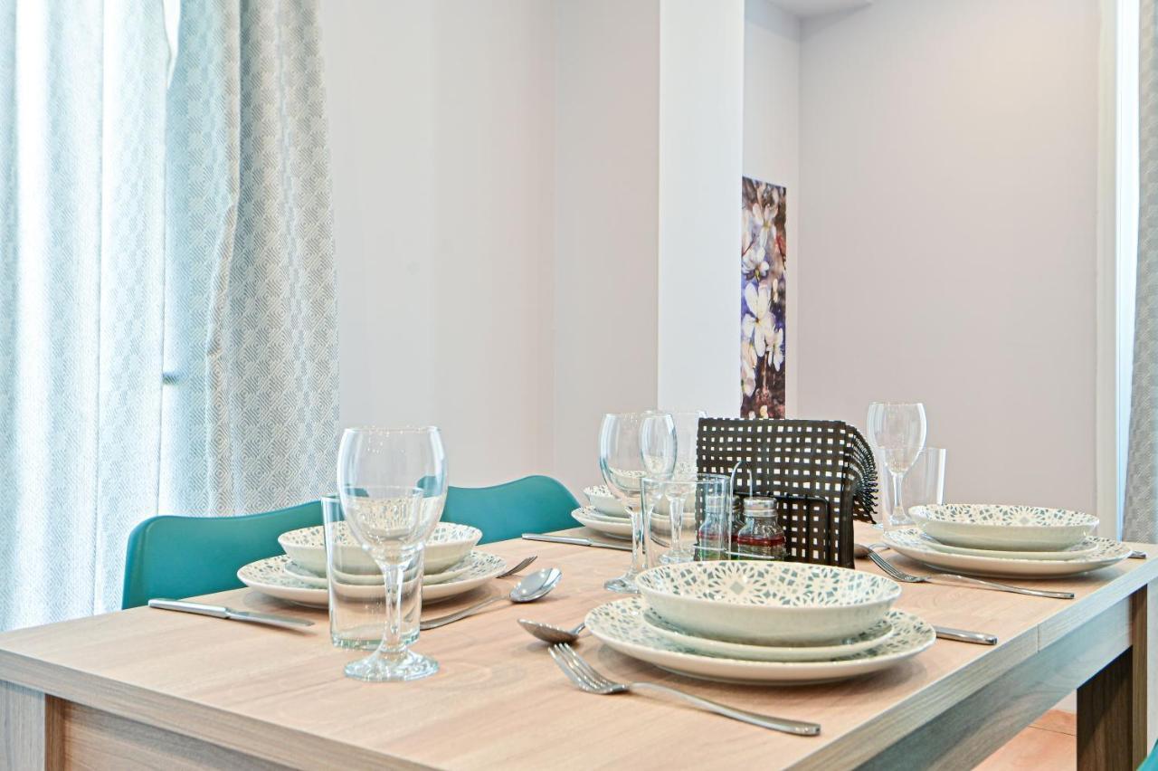 Charming Apartment With A Sea View Terrace Piraeus Exterior photo