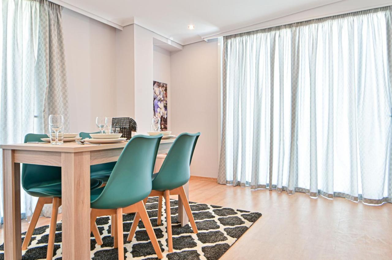 Charming Apartment With A Sea View Terrace Piraeus Exterior photo