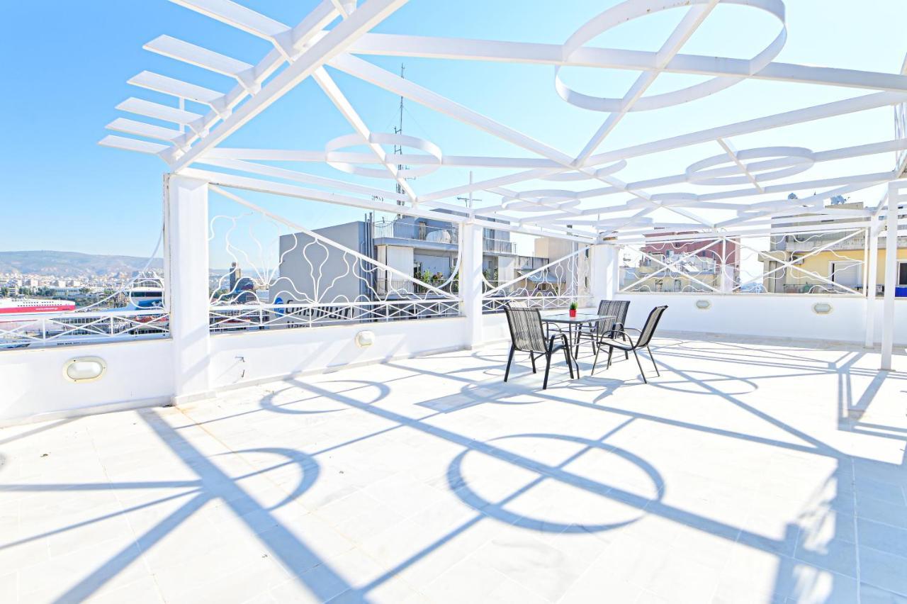 Charming Apartment With A Sea View Terrace Piraeus Exterior photo